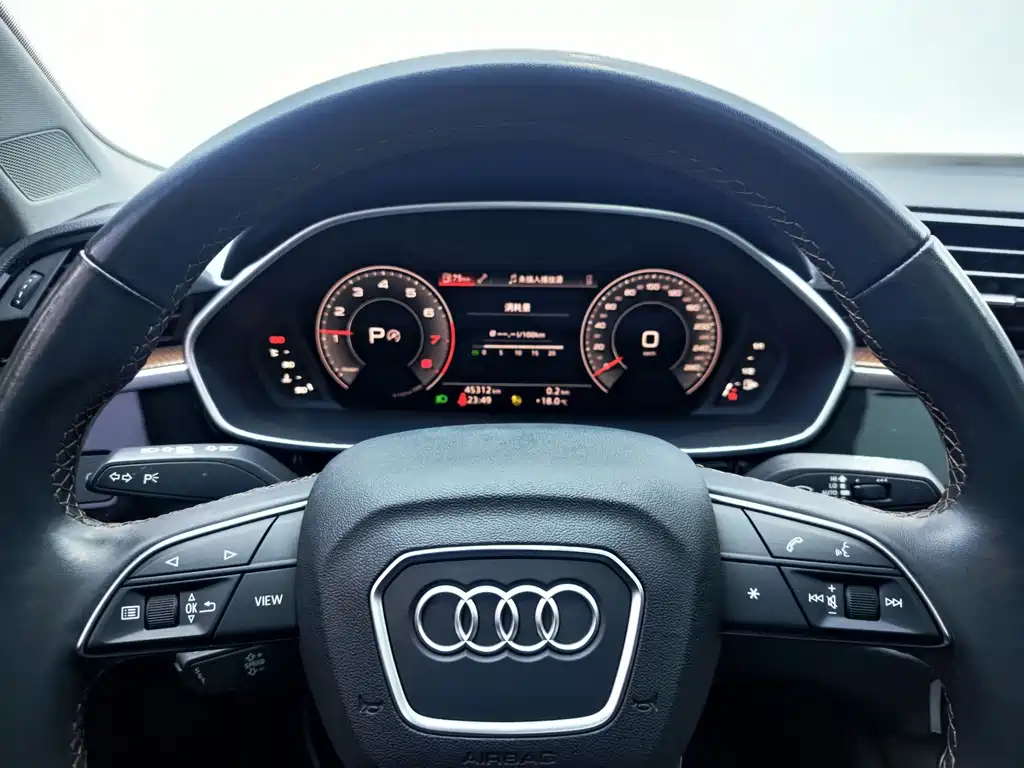 Audi Q3 — миниатюра 11