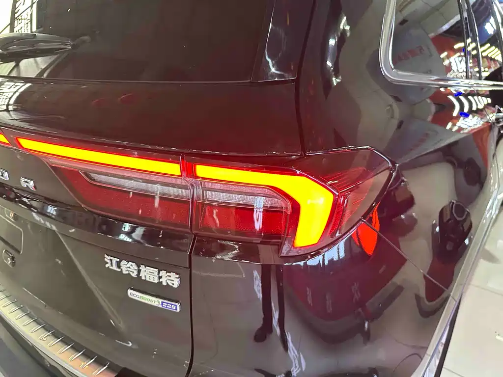 Ford Equator 2021 EcoBoost 225 5 мест
