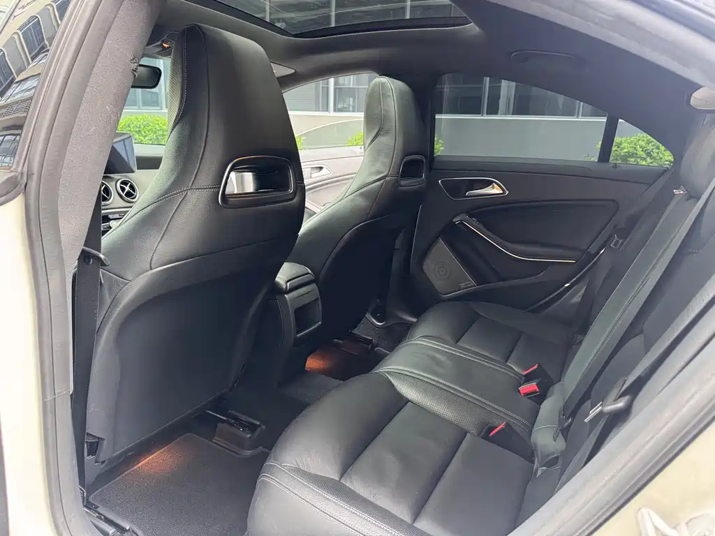 Mercedes-Benz CLA 2014 CLA 260 4MATIC