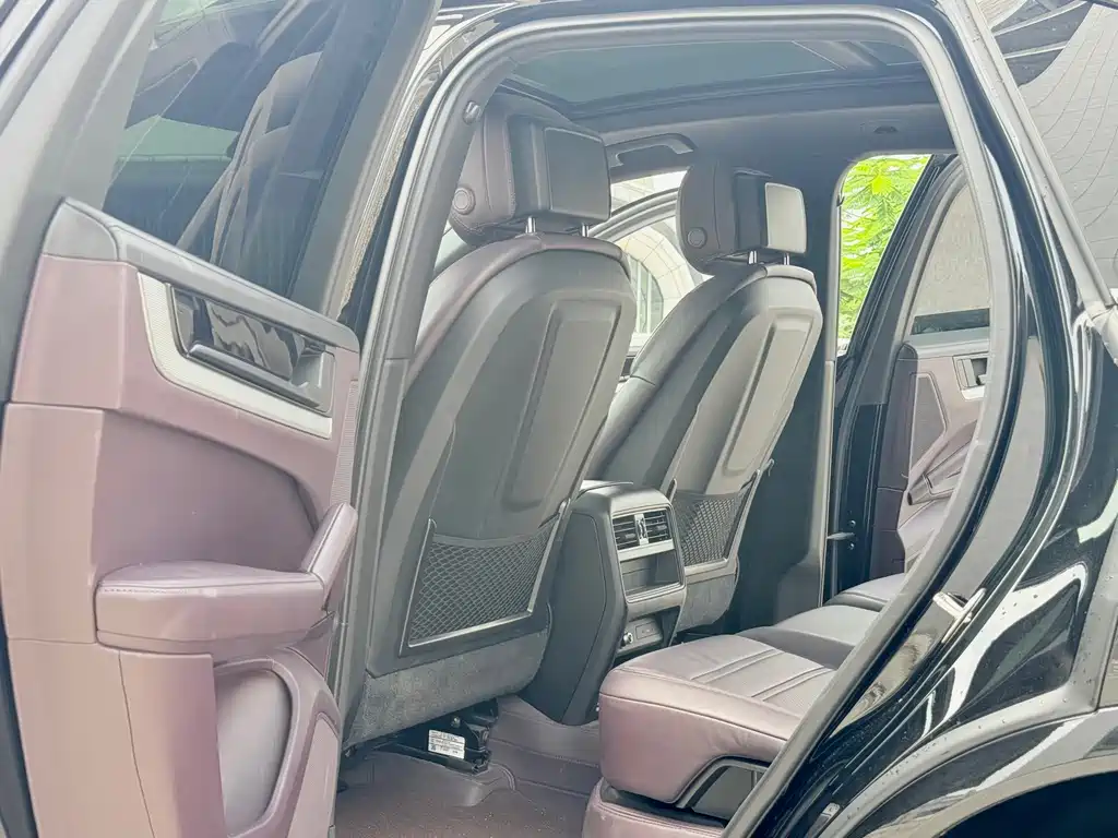 Porsche Cayenne — миниатюра 5
