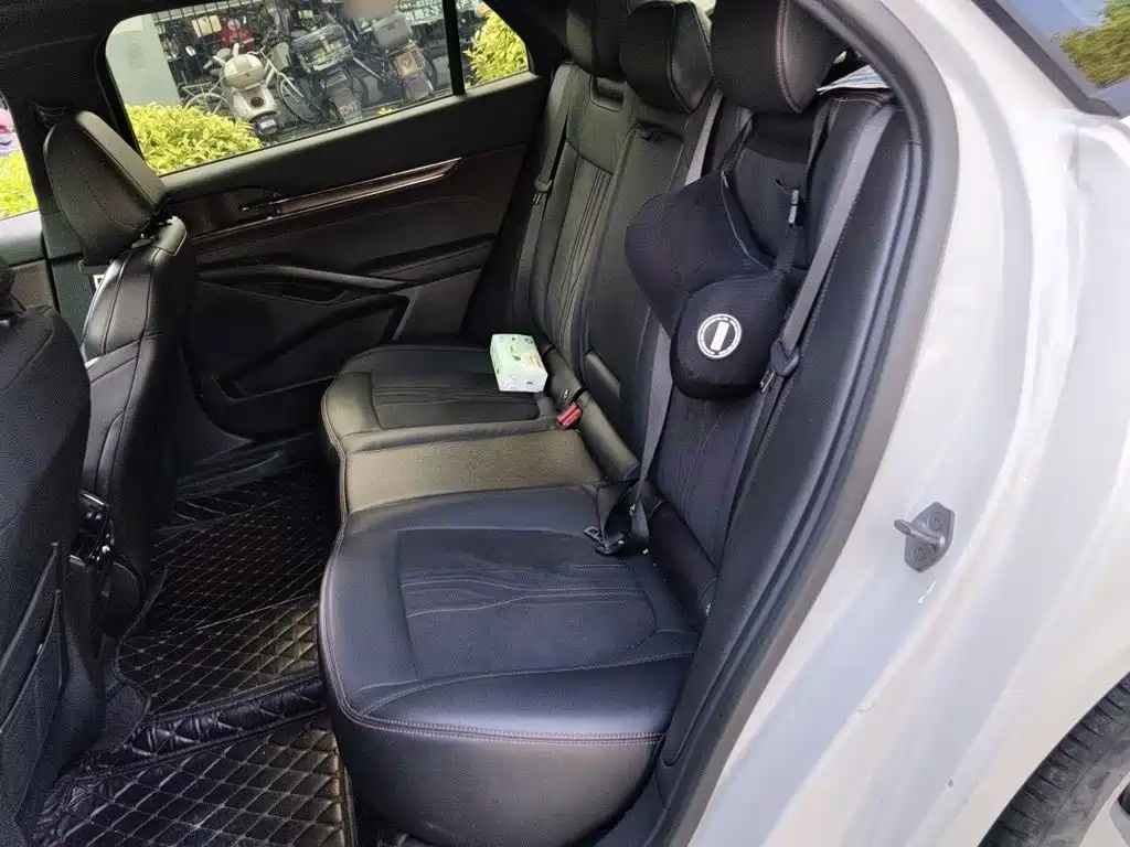 Ford Mondeo — миниатюра 15