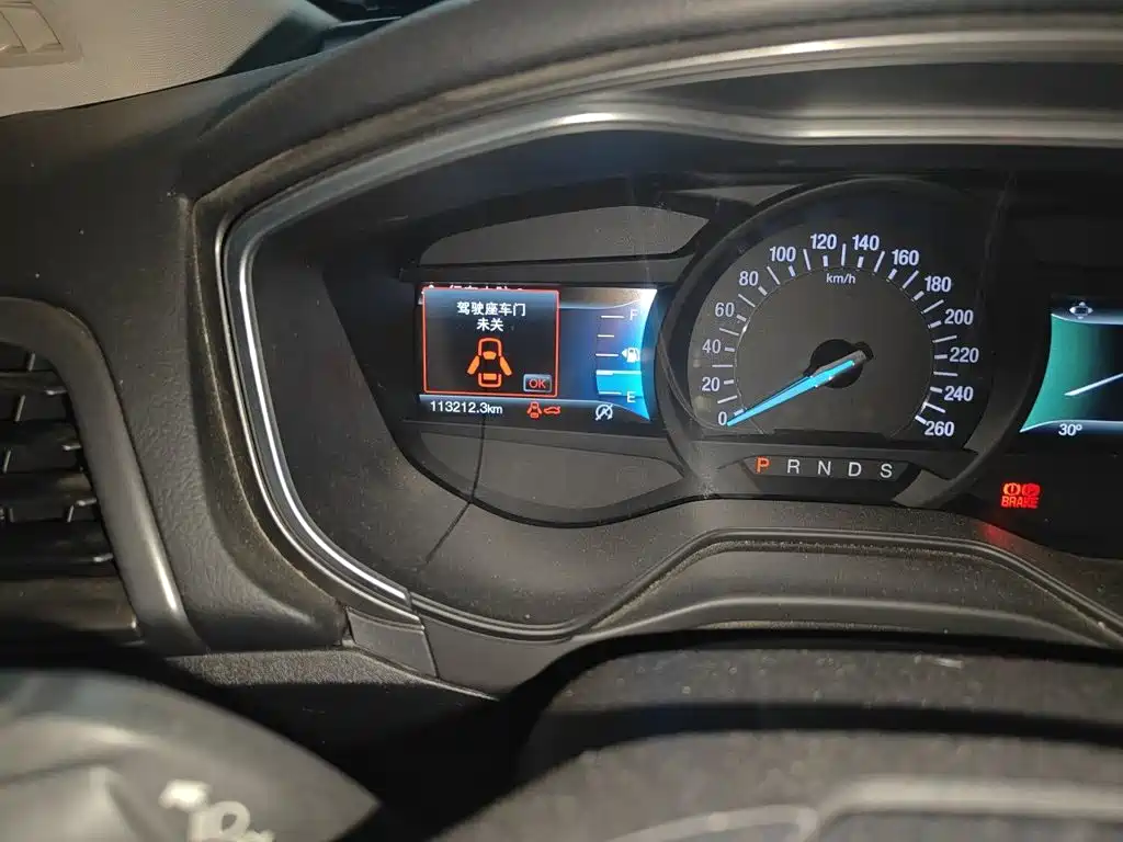 Ford Mondeo — миниатюра 5