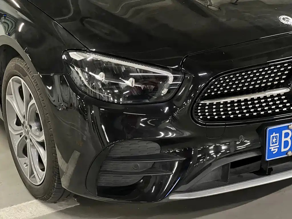 Mercedes-Benz E-Class — миниатюра 52