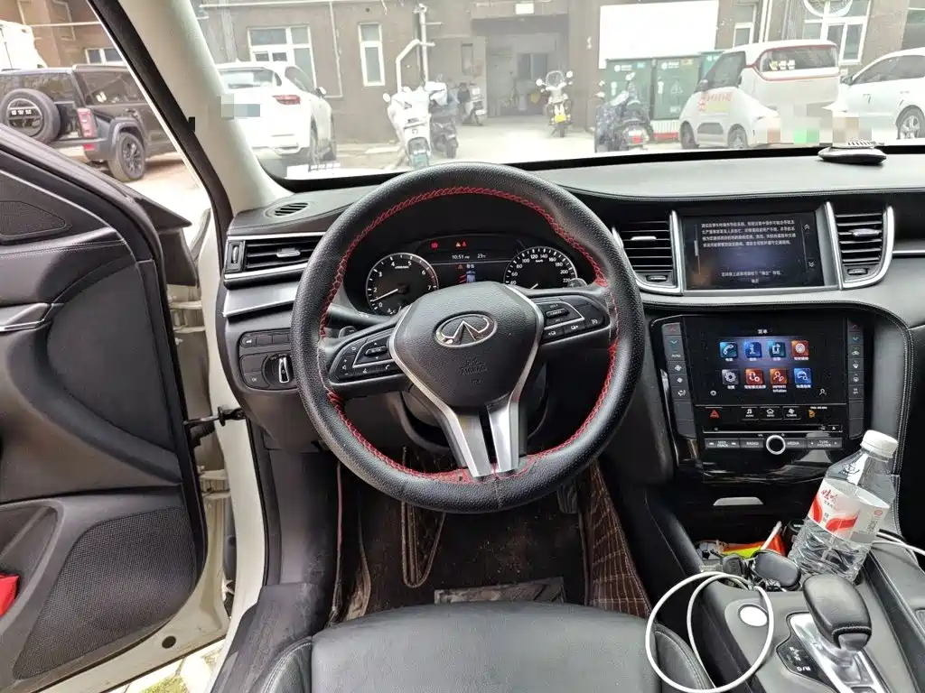 Infiniti QX50 — миниатюра 11