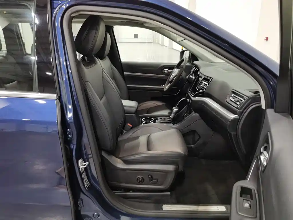 Jeep Grand Commander — миниатюра 23