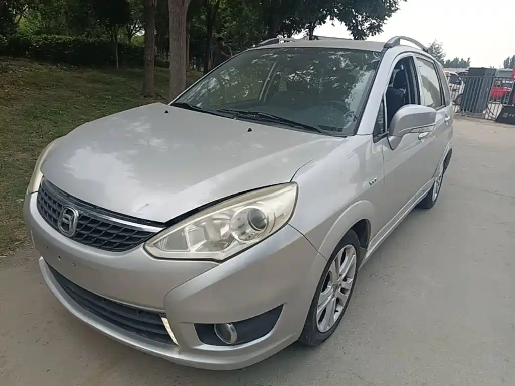 Купить Suzuki Liana A6