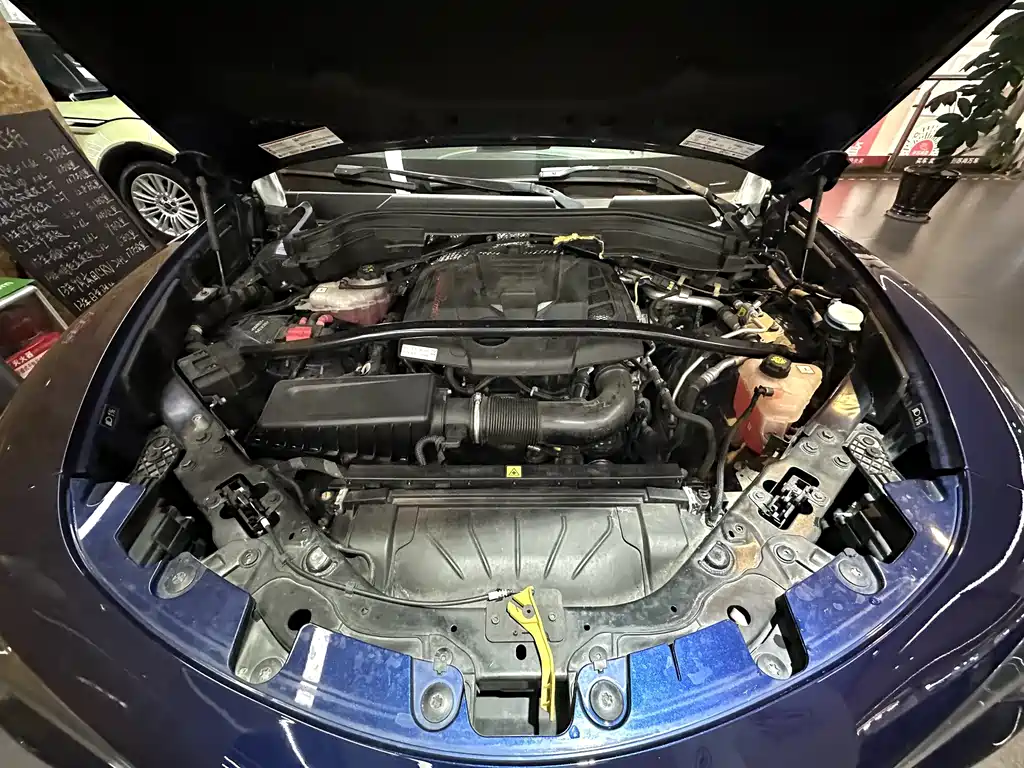 Alfa Romeo Stelvio — миниатюра 11