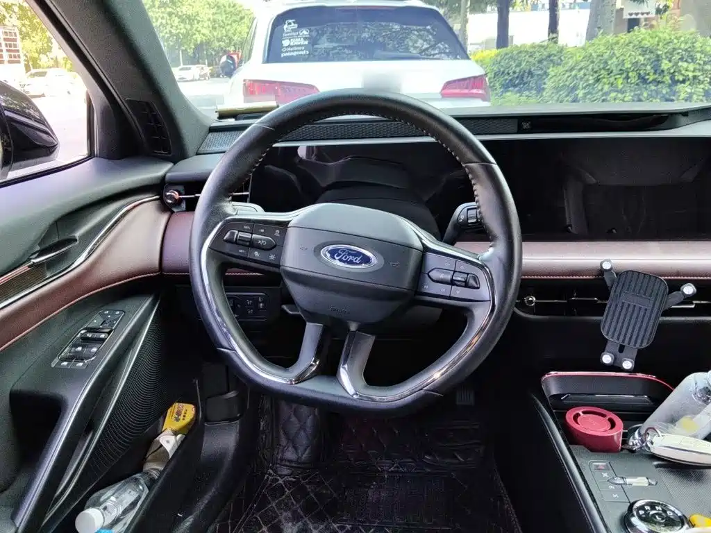 Ford Mondeo — миниатюра 3