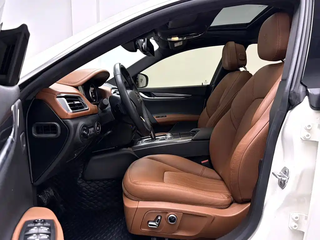 Maserati Ghibli 2021 2.0T