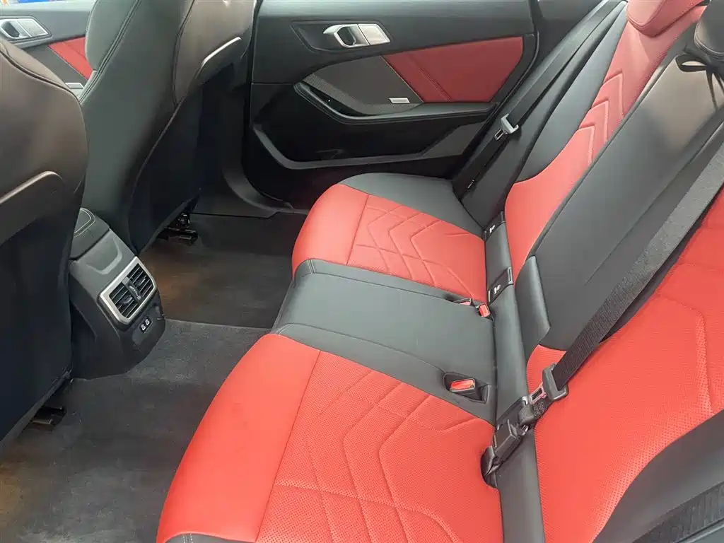 BMW 2 Series — миниатюра 9
