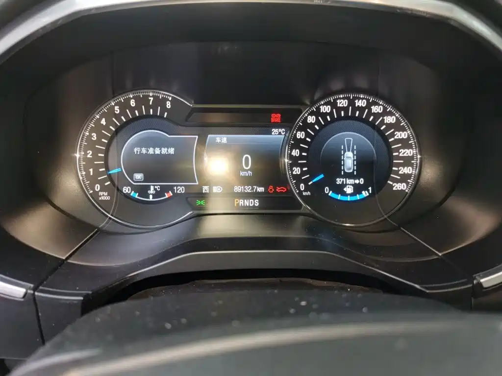 Ford Edge — миниатюра 8