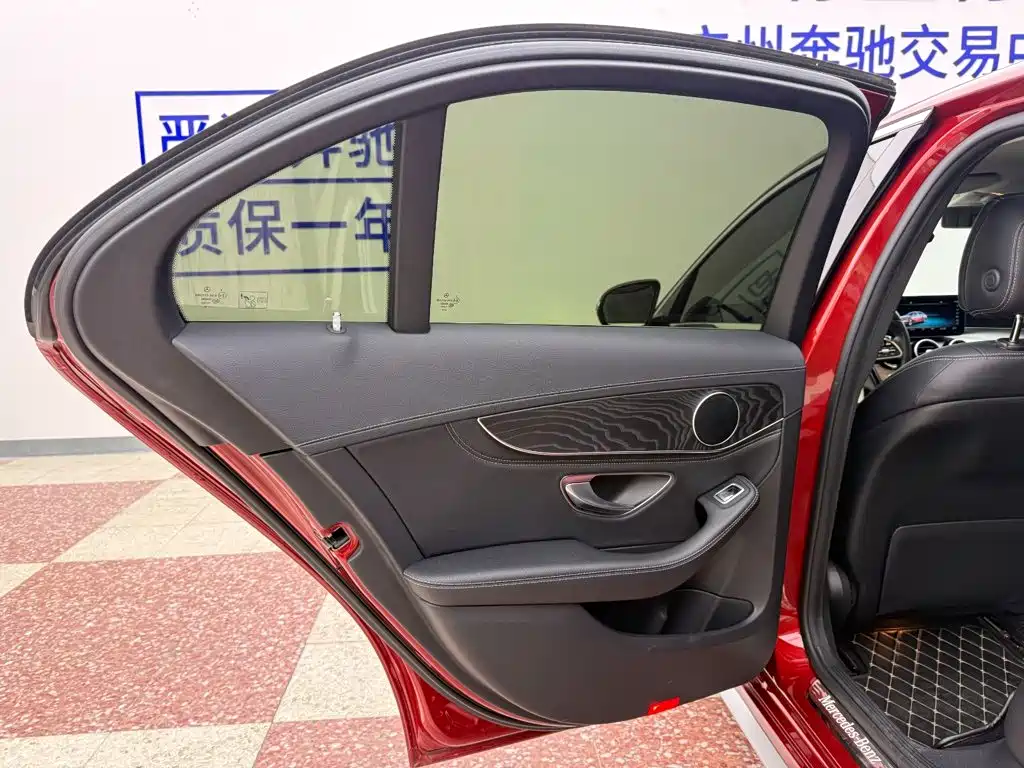 Mercedes-Benz C-Class — миниатюра 23