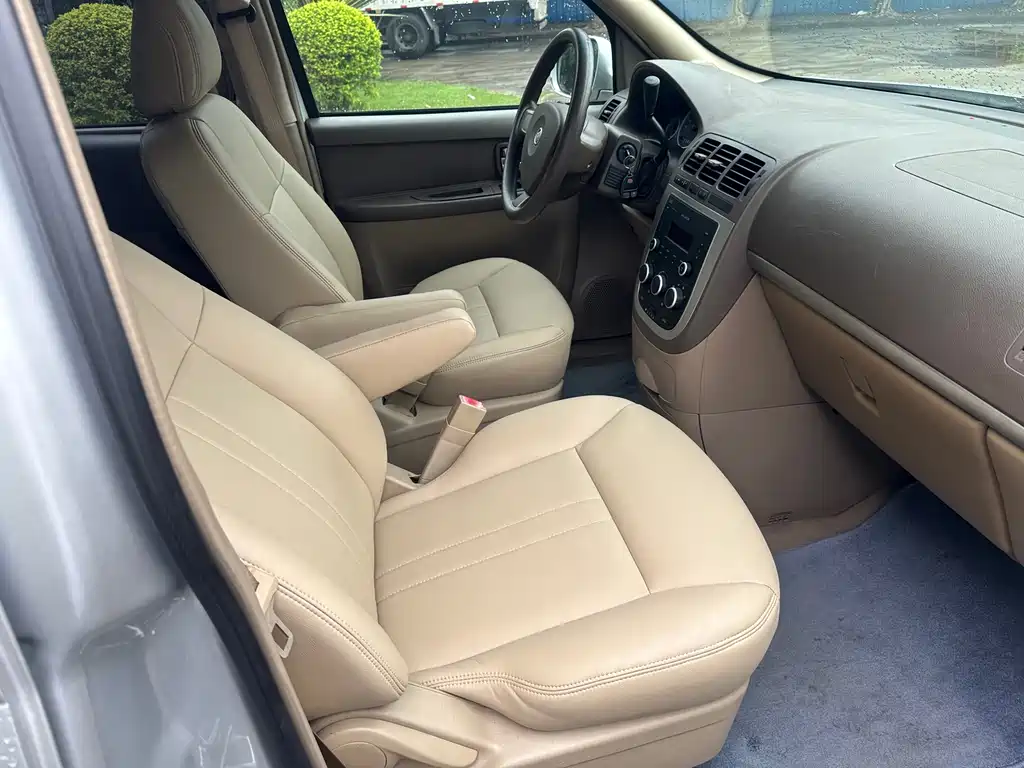 Buick GL8 2014 2.4L