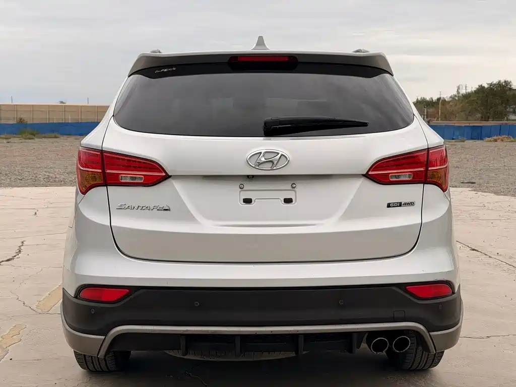 Hyundai Santa Fe (Import) — миниатюра 8
