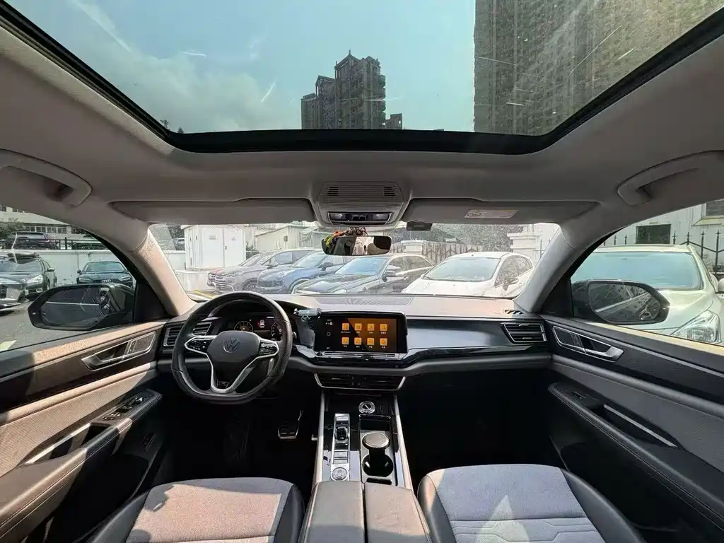 Volkswagen Tharu — миниатюра 8