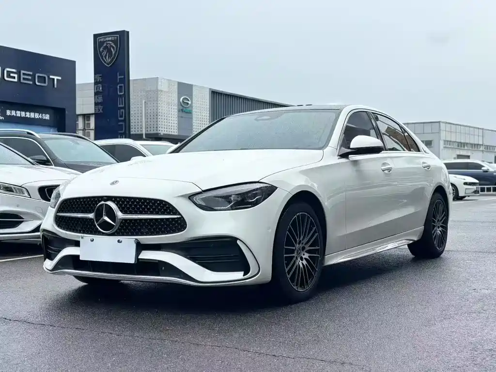 Mercedes-Benz C-Class 2022
