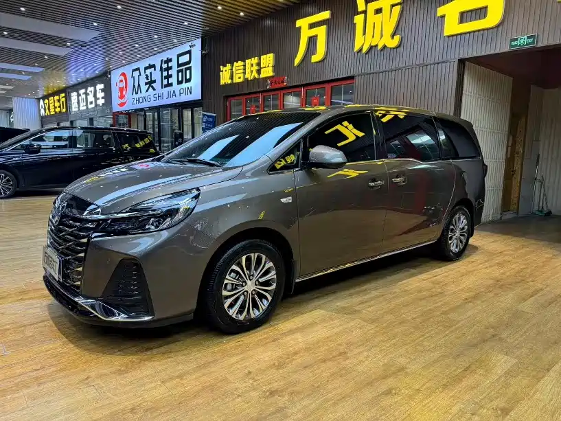 Buick GL8 2023