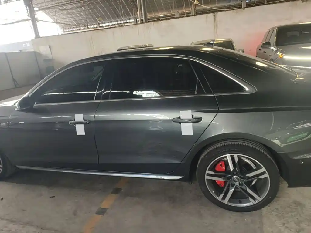 Audi A4L — миниатюра 5