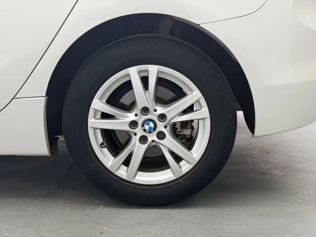 BMW 2 Series Active Tourer — миниатюра 15