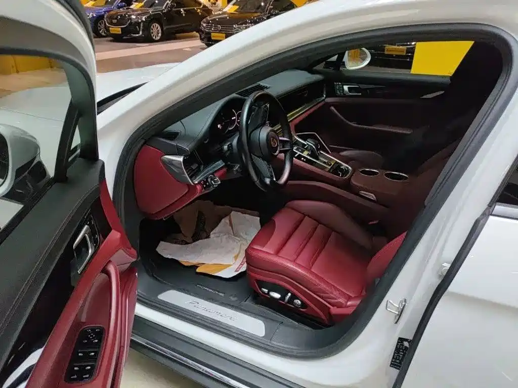 Porsche Panamera — миниатюра 4