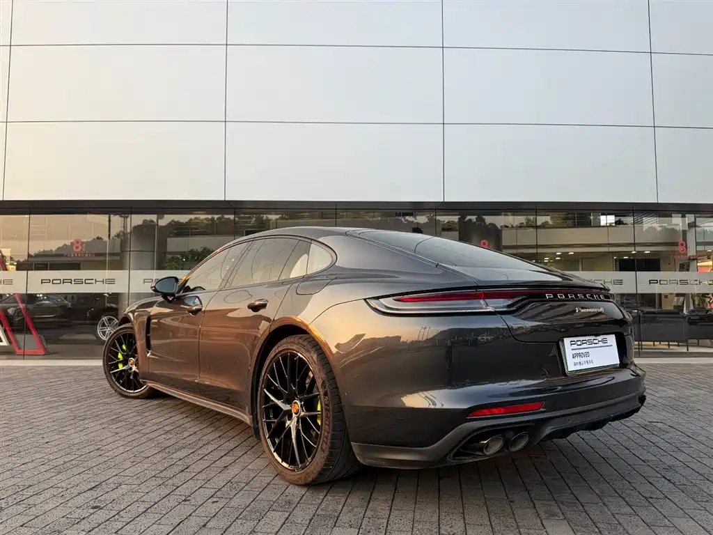 PORSCHE PANAMERA NEW ENERGY