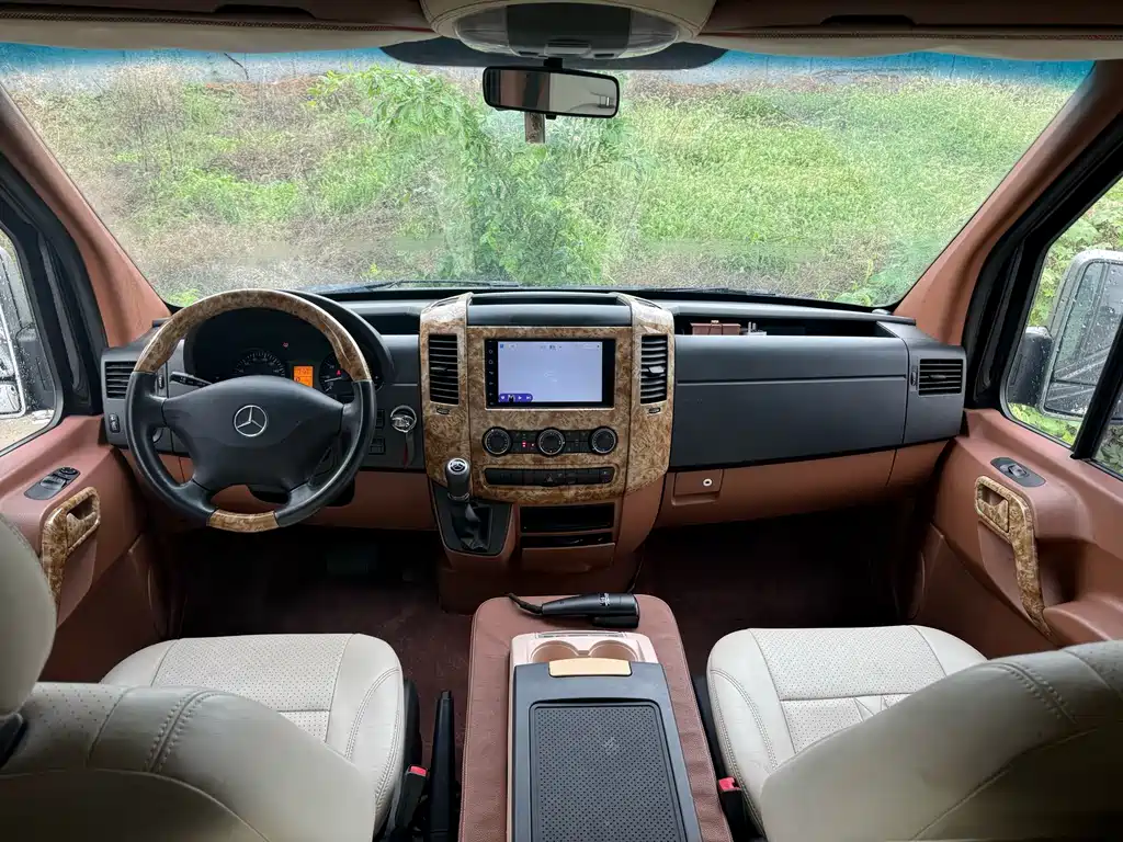 Mercedes-Benz Sprinter 2016 3.5L AT