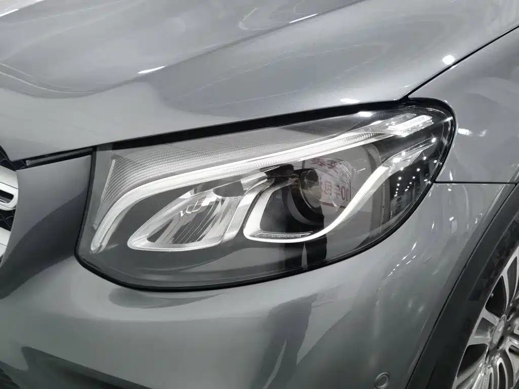 Mercedes-Benz GLC 2017 GLC 260 4MATIC