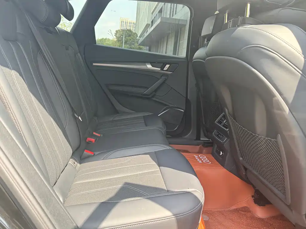 Audi Q5L 2024 40 TFSI Luxury