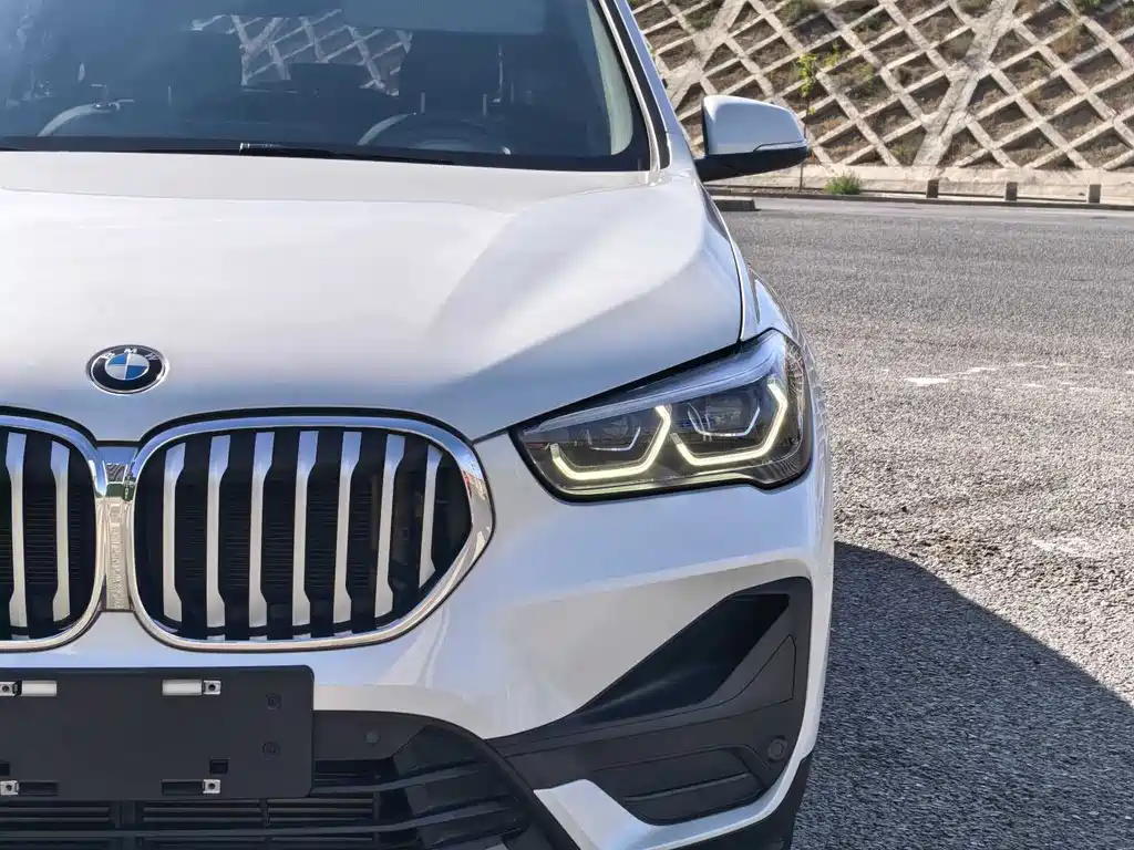 BMW X1 2022 sDrive25Li Lead