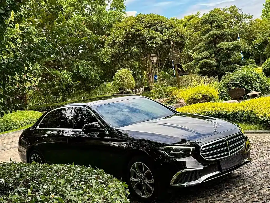 Mercedes-Benz E-Class E 2022 E 300 L Luxury