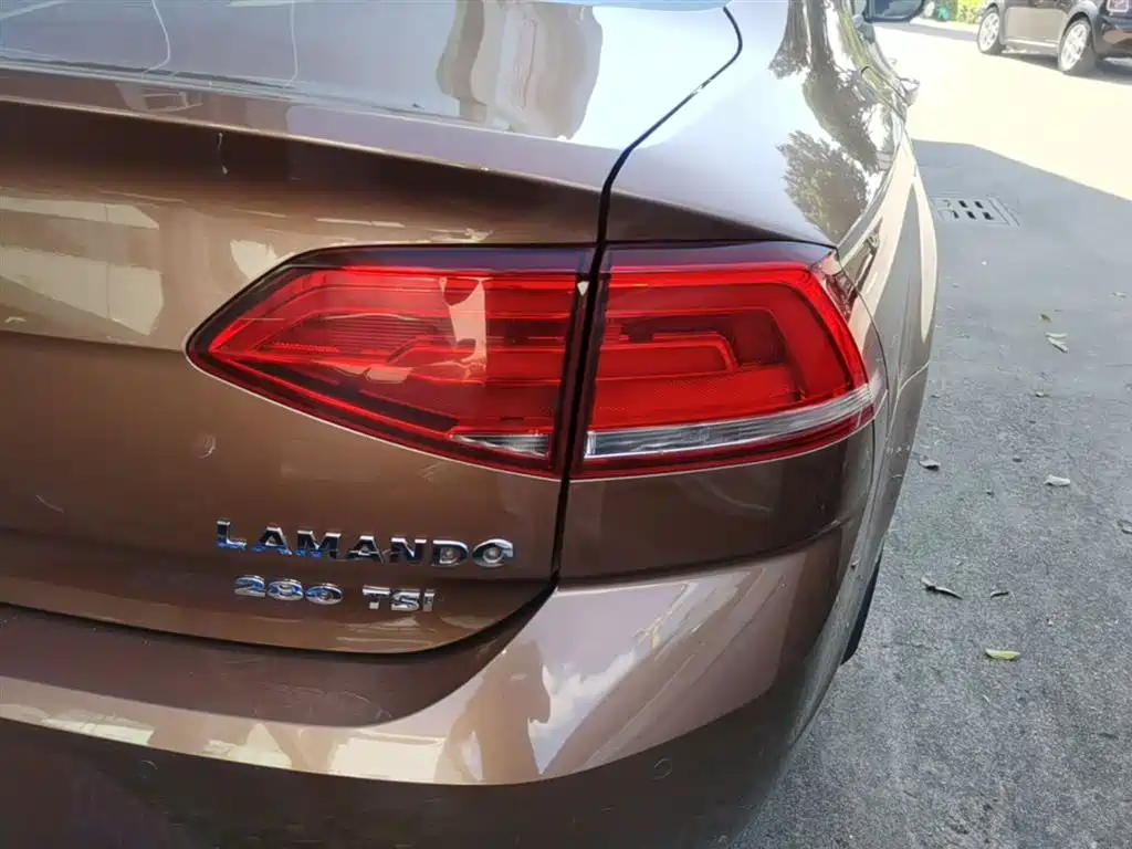 Volkswagen Lamando 2015 280TSI DSG Comfort