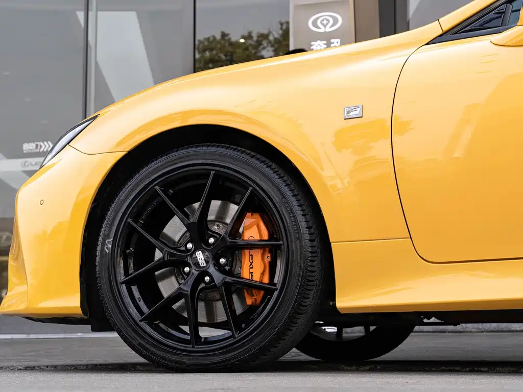 Lexus RC — миниатюра 8