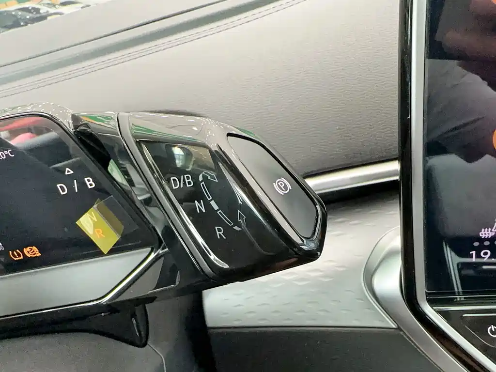 Volkswagen ID.6 X — миниатюра 23