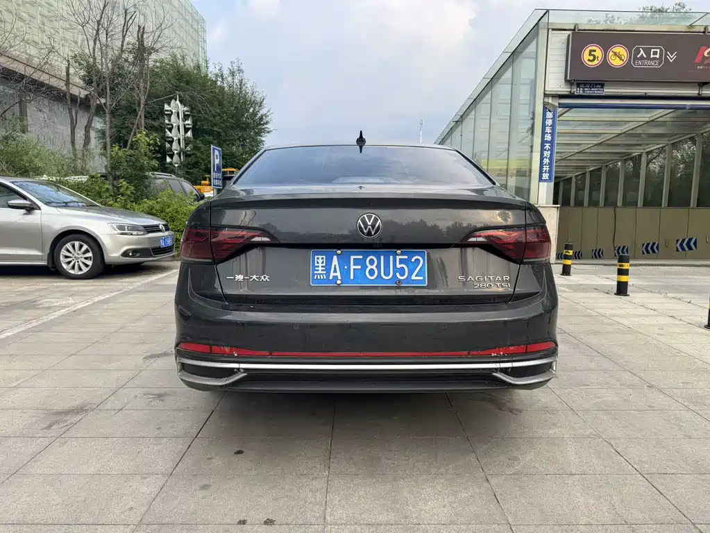 Volkswagen Sagitar 2023 280TSI DSG Lite