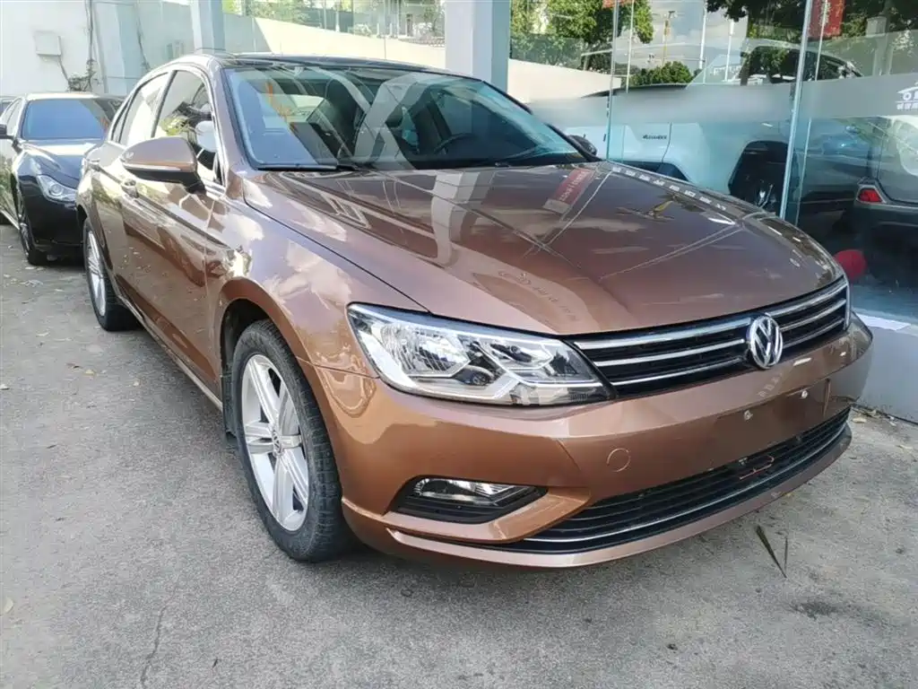 Volkswagen Lamando 2015 280TSI DSG Comfort
