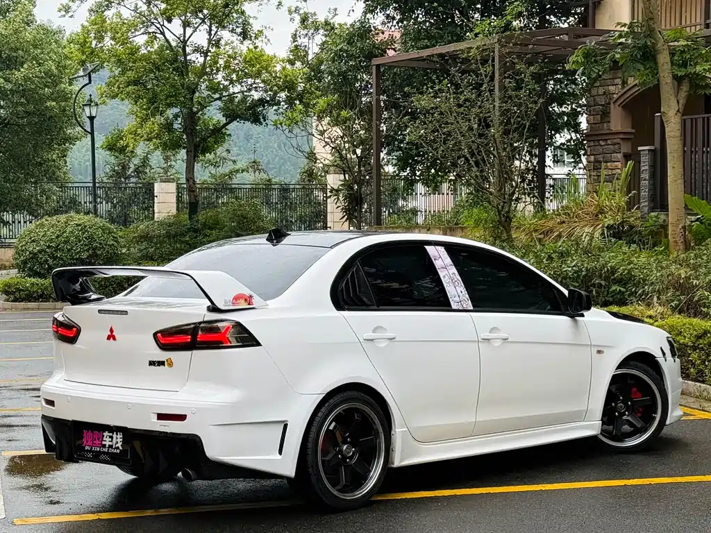 Mitsubishi Lancer EX — миниатюра 11