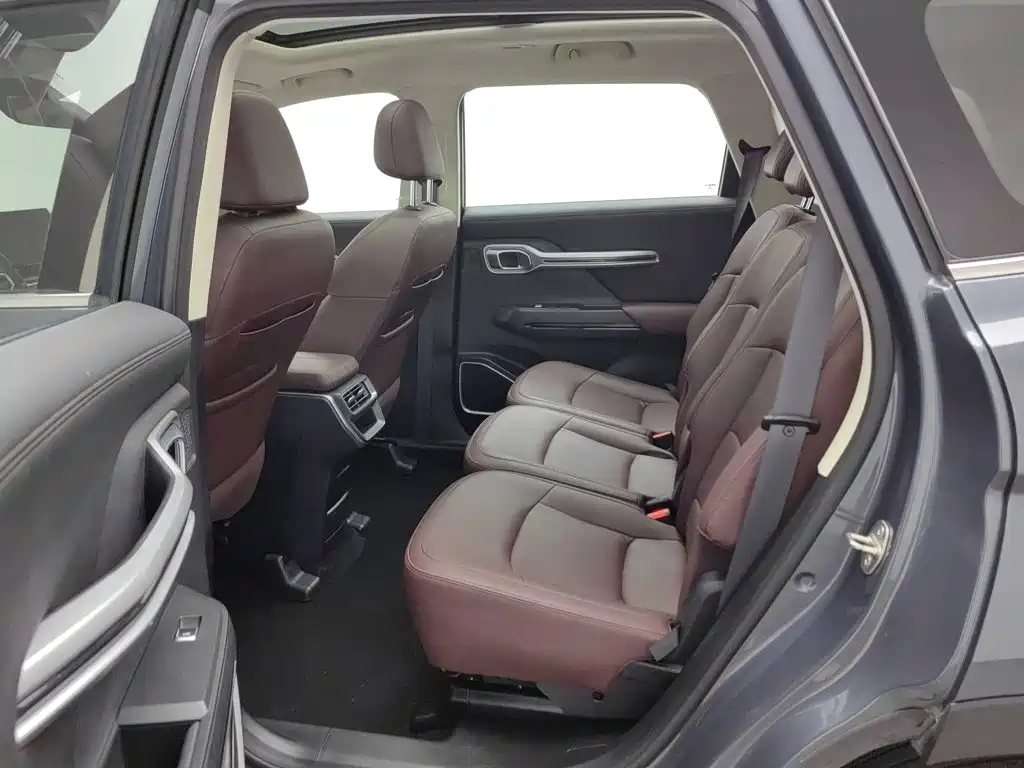 Geely Haoyue — миниатюра 15