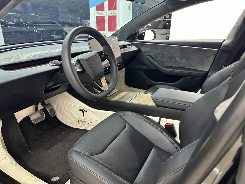 Tesla Model 3 — фотографии объявления, Фото 11