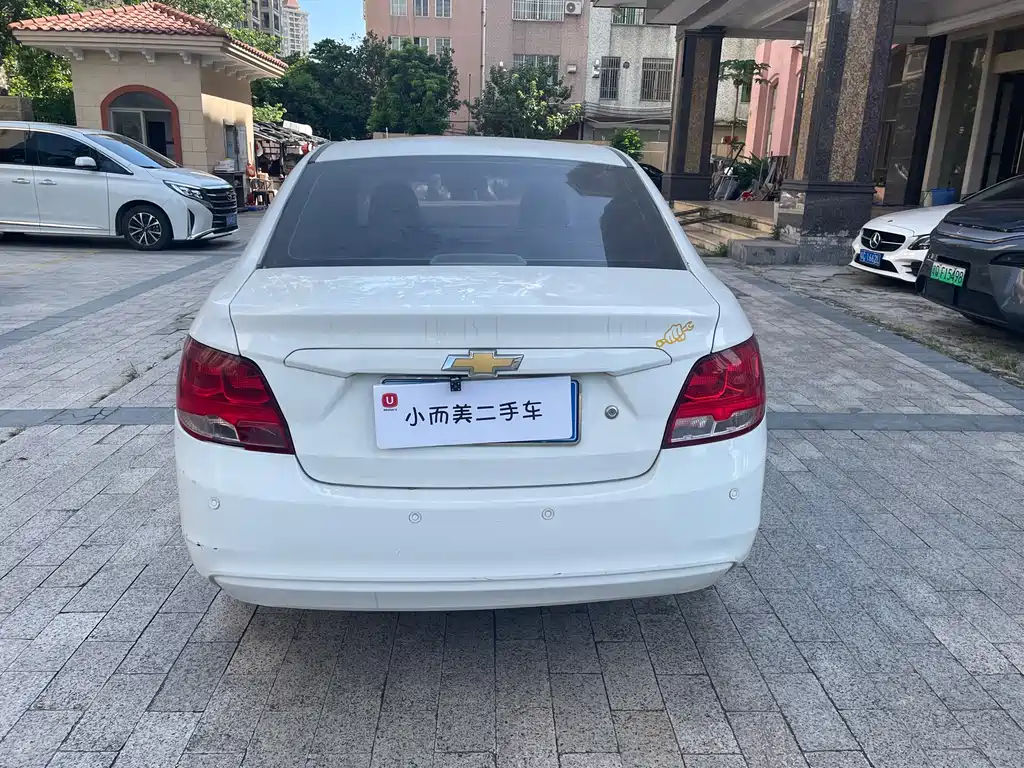 Chevrolet Sail 2015 3 1.3L MT