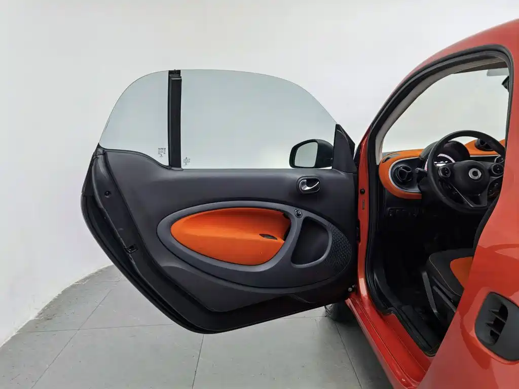 smart Smart Fortwo — миниатюра 8