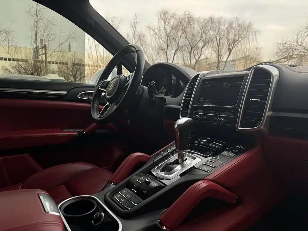 PORSCHE CAYENNE NEW ENERGY