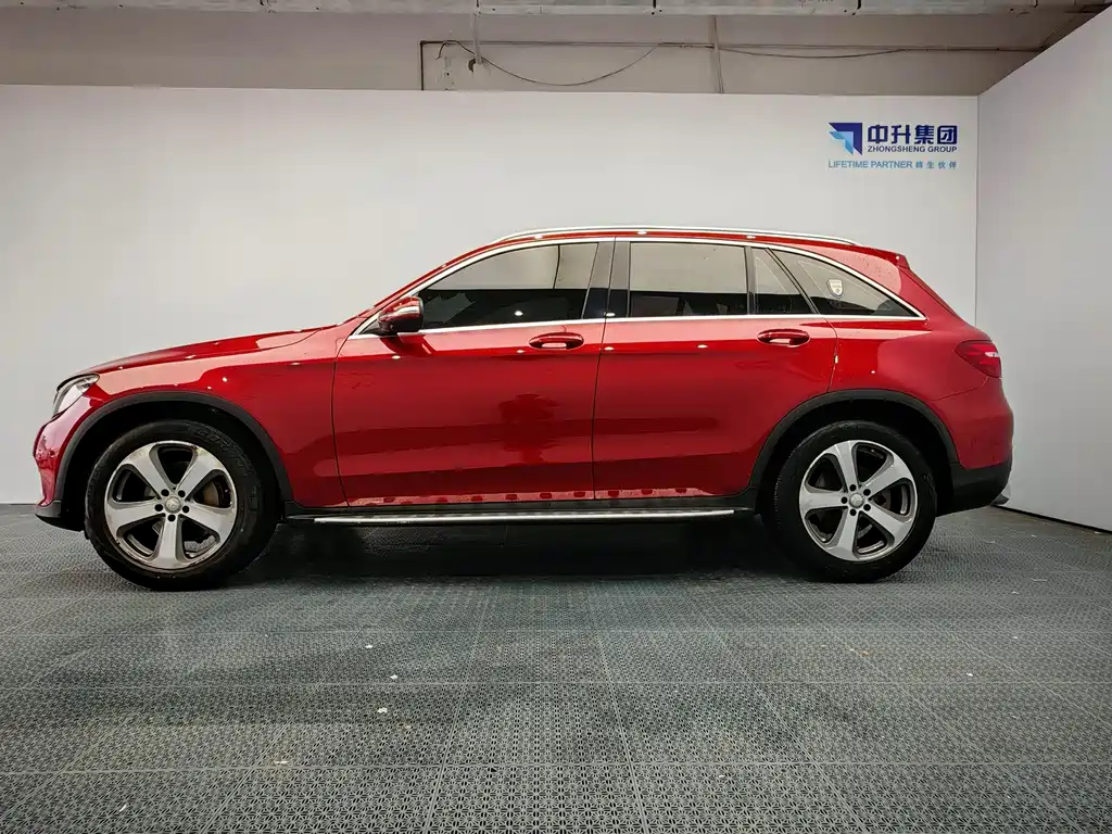 Mercedes-Benz GLC 2016 GLC 260 4MATIC Luxury