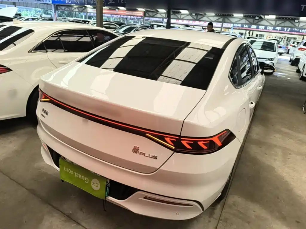 BYD Qin Plus PLUS 2023 Champion DM-i 55KM
