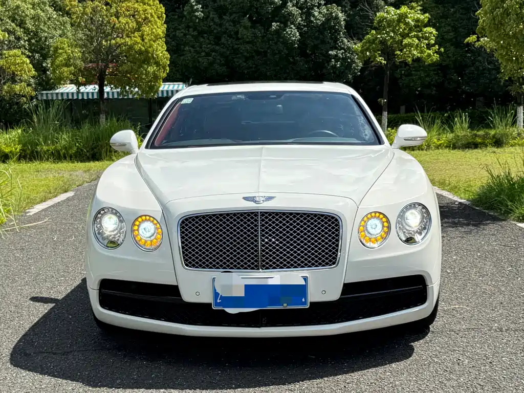 Bentley Flying Spur 2017 4.0T V8 Standard