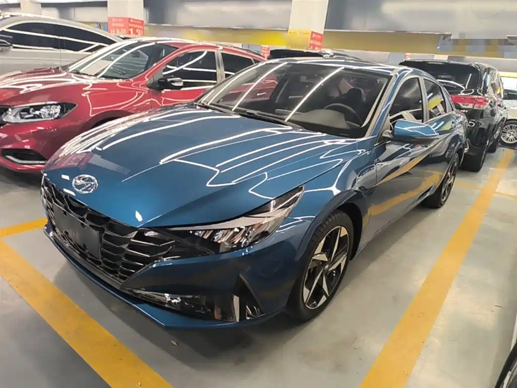 Hyundai Elantra 2021