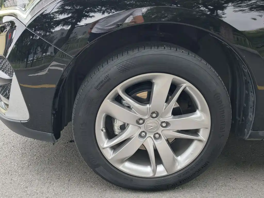 Acura RDX 2019 2.0T SH-AWD V