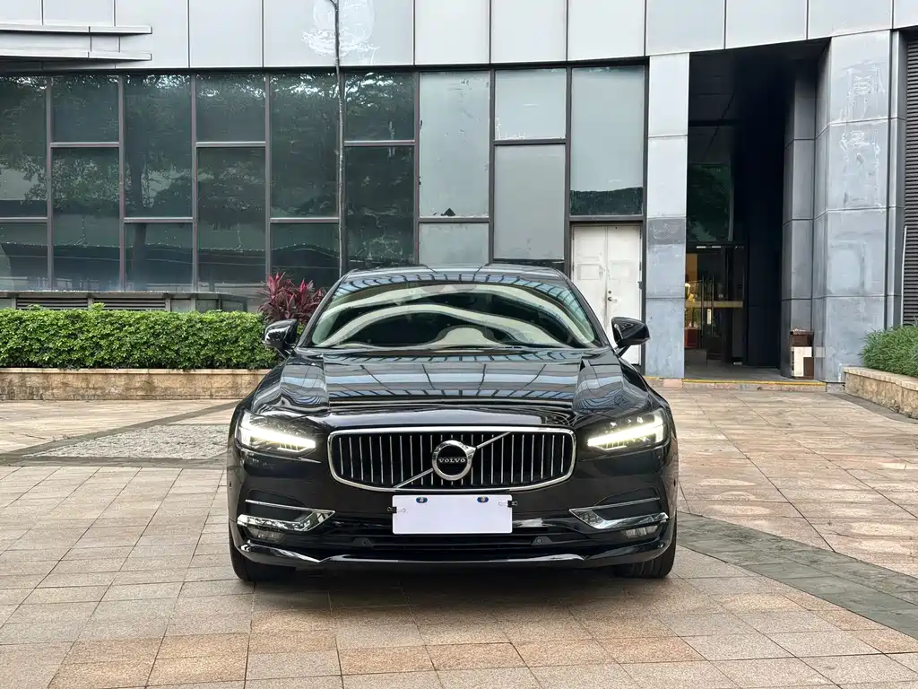 Volvo S90 2019 T5