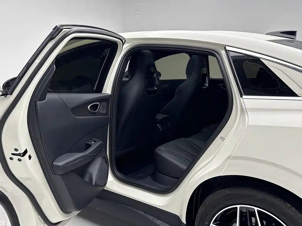 BYD SEAL 06 NEW ENERGY