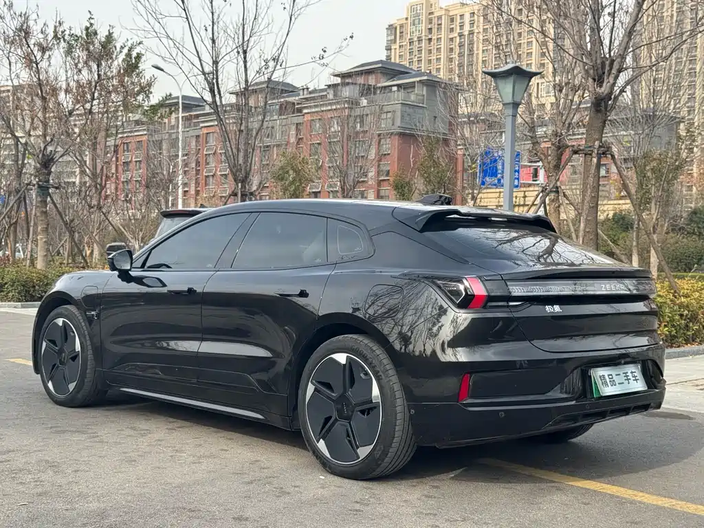 ZEEKR EXTREME KRYPTON 001