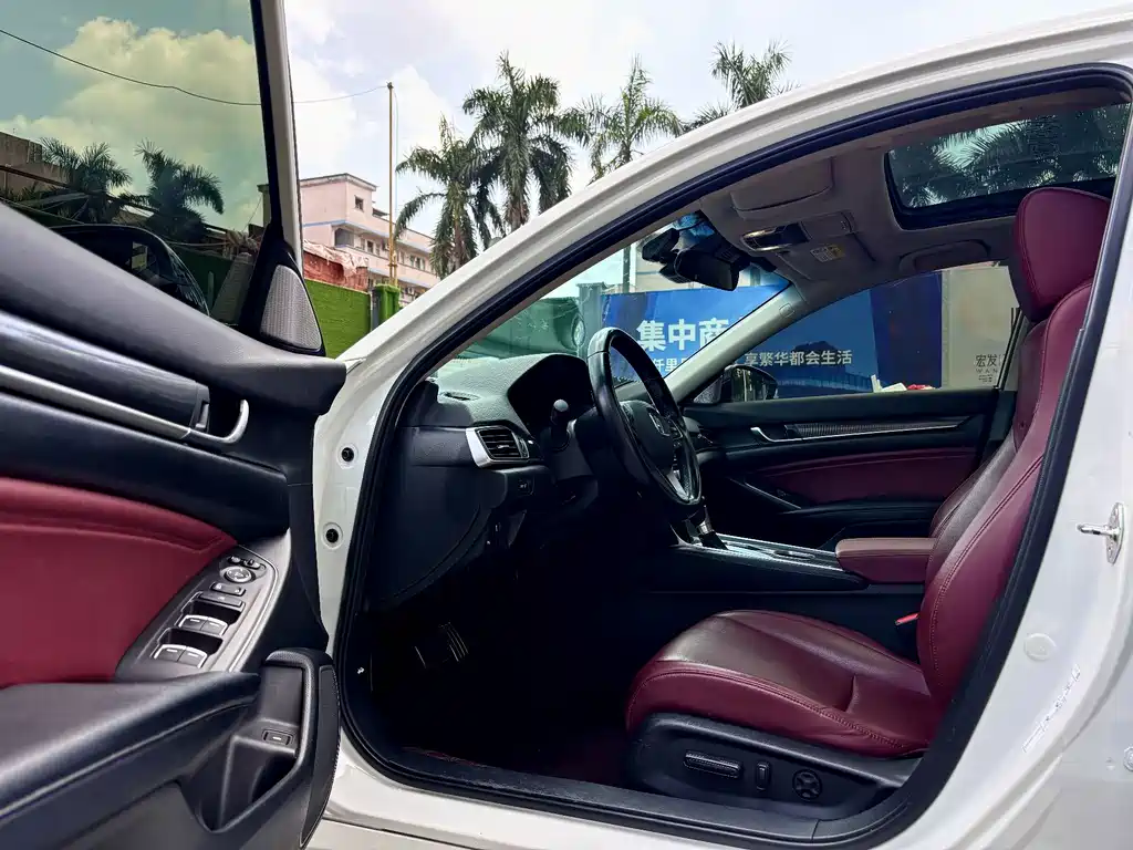 Honda Accord — миниатюра 7